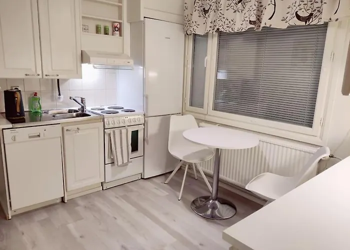 Yksioe Omalla Puusaunalla